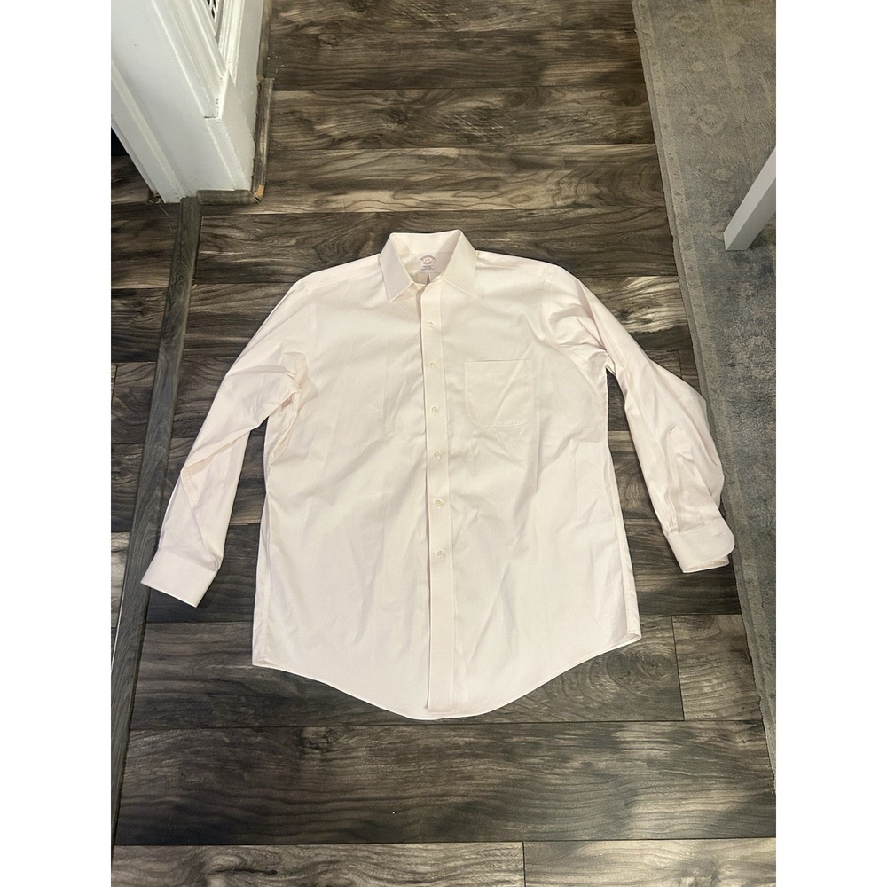 Brooks Brothers Light Pink Non-Iron Dress Shirt 16-33‎ Traditional Fit 502